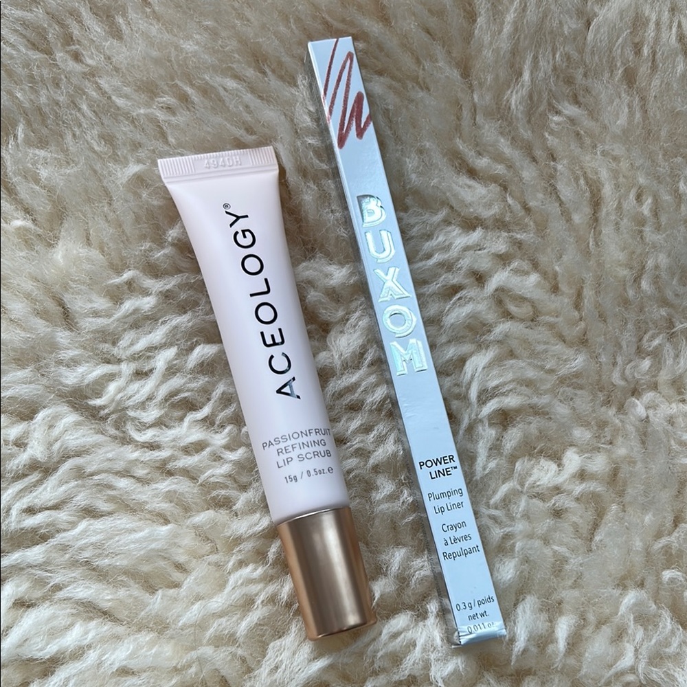 Aceology Passionfruit Lip Scrub with Buxom Lip Liner Set